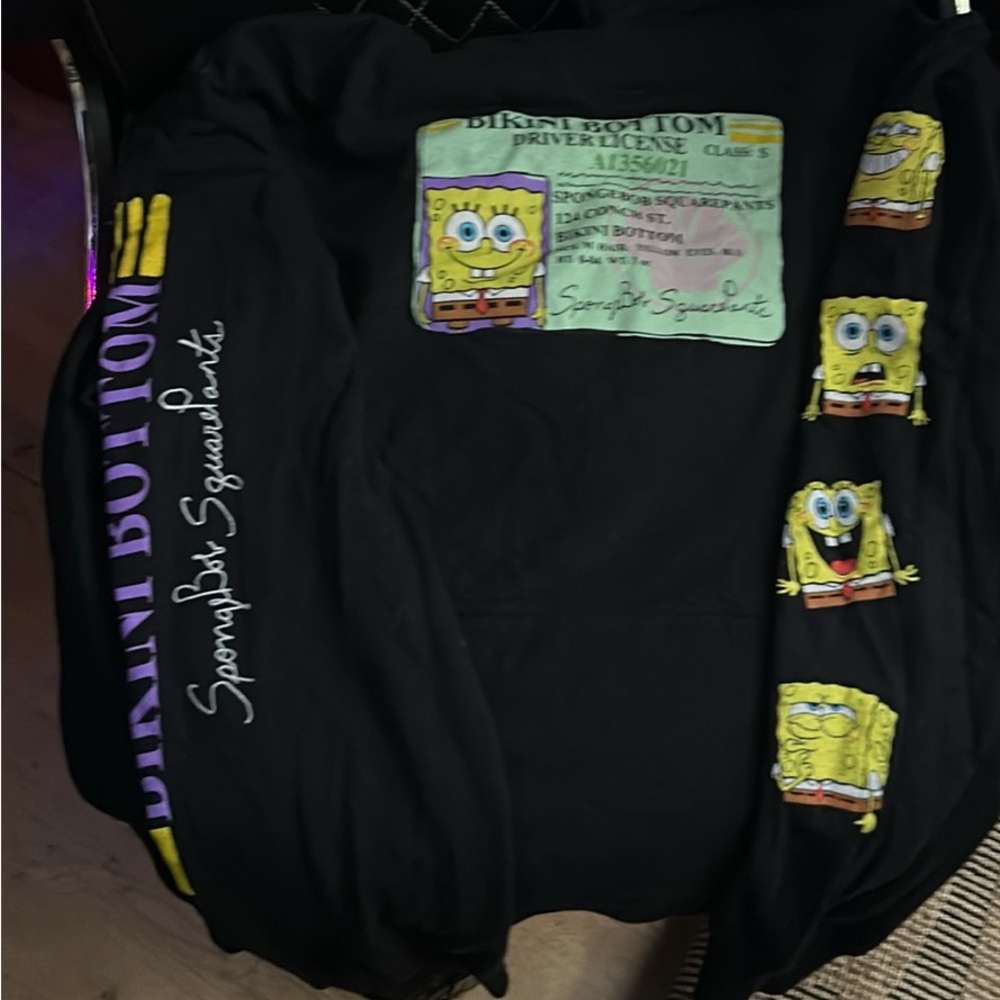 Men’s Large Spongebo hoodie